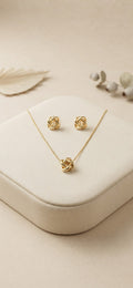 Ensemble collier et boucles d’oreilles